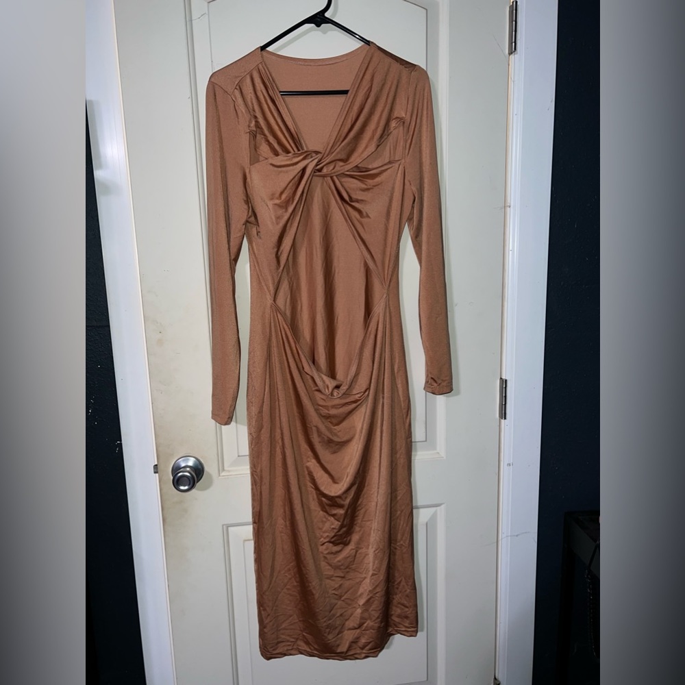 Dark brown cut out dress long sleeve